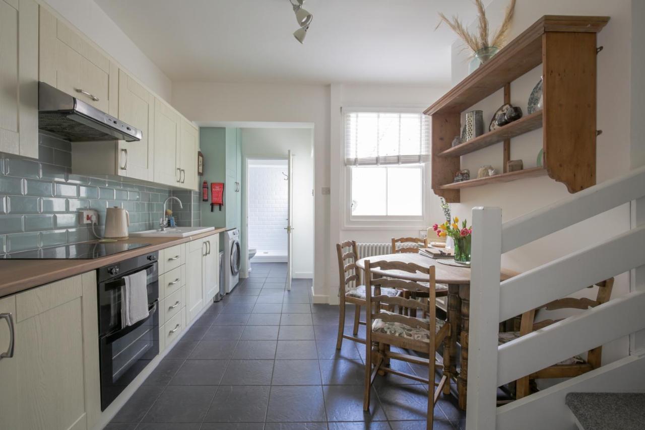 Chester Stays - Lovely 2 Bedroom House In The Heart Of Chester Luaran gambar